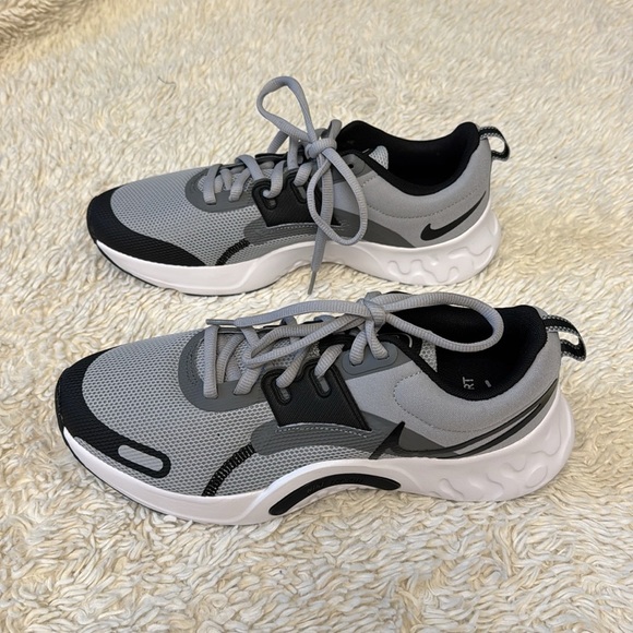 New Nike Renew Retaliation TR 3 Cross Training Shoes  Mens Choose Size 9.5 - Picture 2 of 14